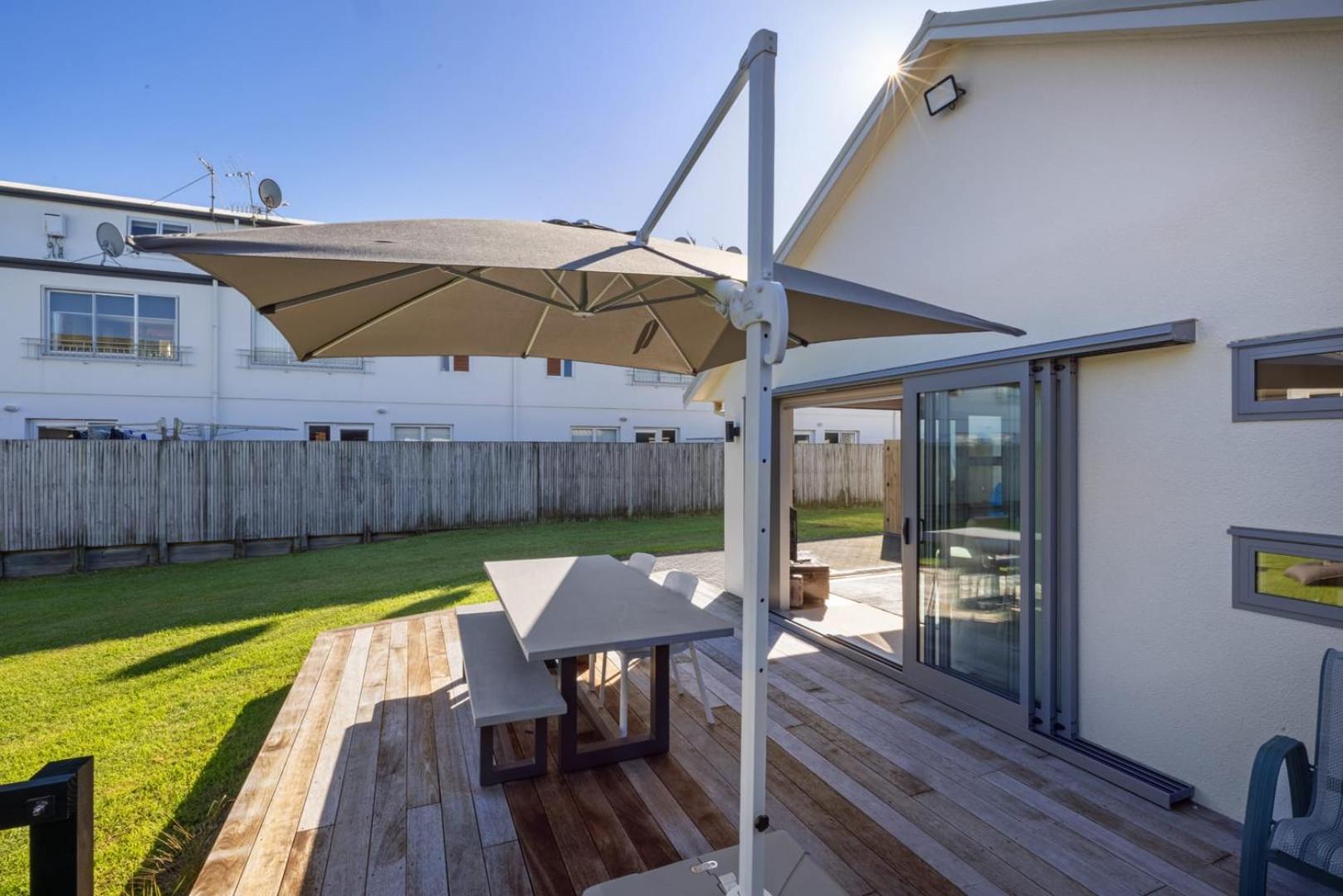 The Iconic Kiwi Bach, Full Site Downtown Mount Villa Mount Maunganui Luaran gambar