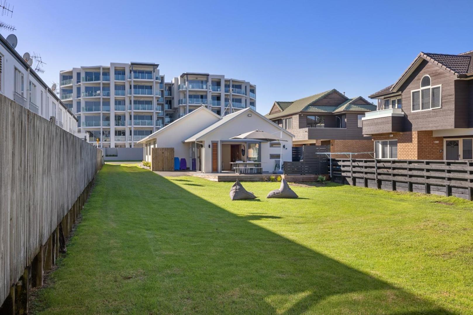The Iconic Kiwi Bach, Full Site Downtown Mount Villa Mount Maunganui Luaran gambar